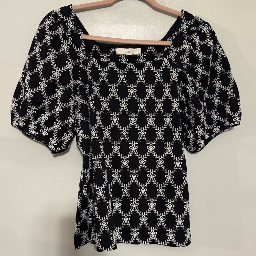 LOFT Monochrome Floral Women's Blouse